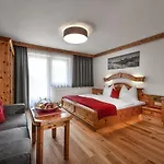 Hubertushof 4*