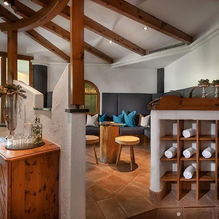 Hubertushof Отель 4*