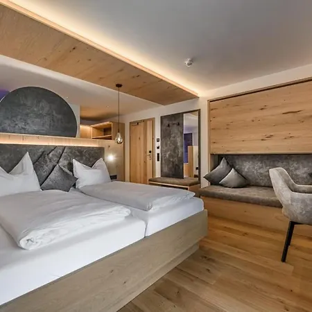 Ξενοδοχείο Hubertushof 4*