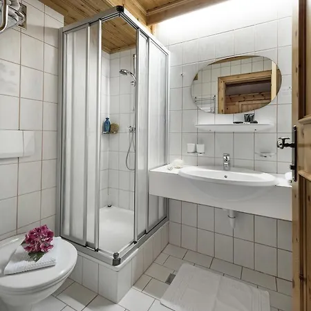 Hubertushof 4* Гроссарль