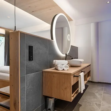 Hubertushof Отель 4*