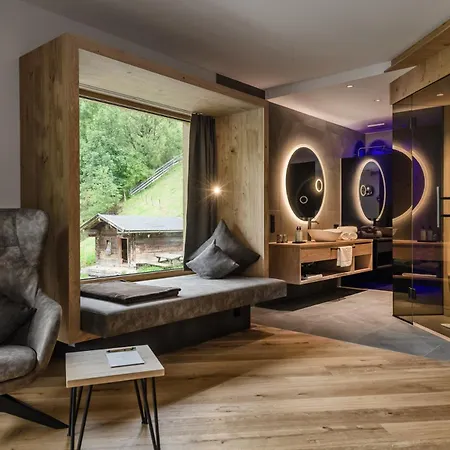 Hubertushof Hotel 4*