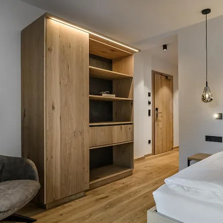 Hubertushof Hotel