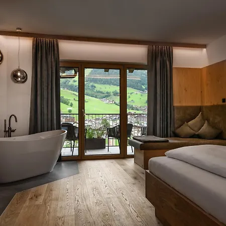 Отель Hubertushof 4*