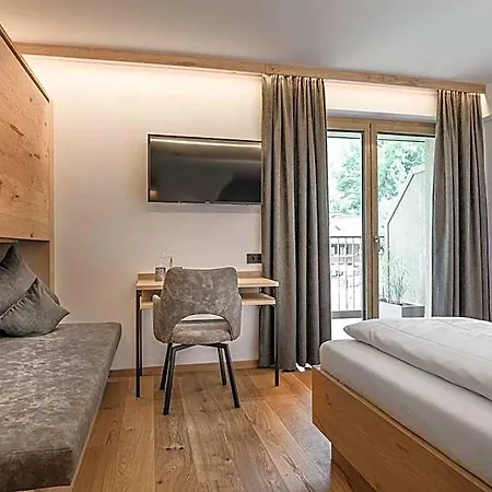Hubertushof 4*