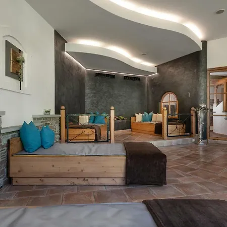 Hubertushof 4* גרוסארל