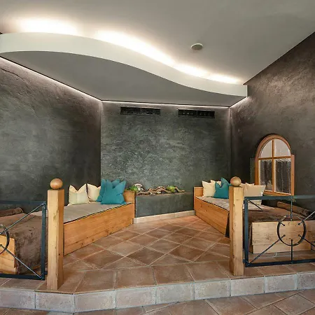 Hubertushof 4*
